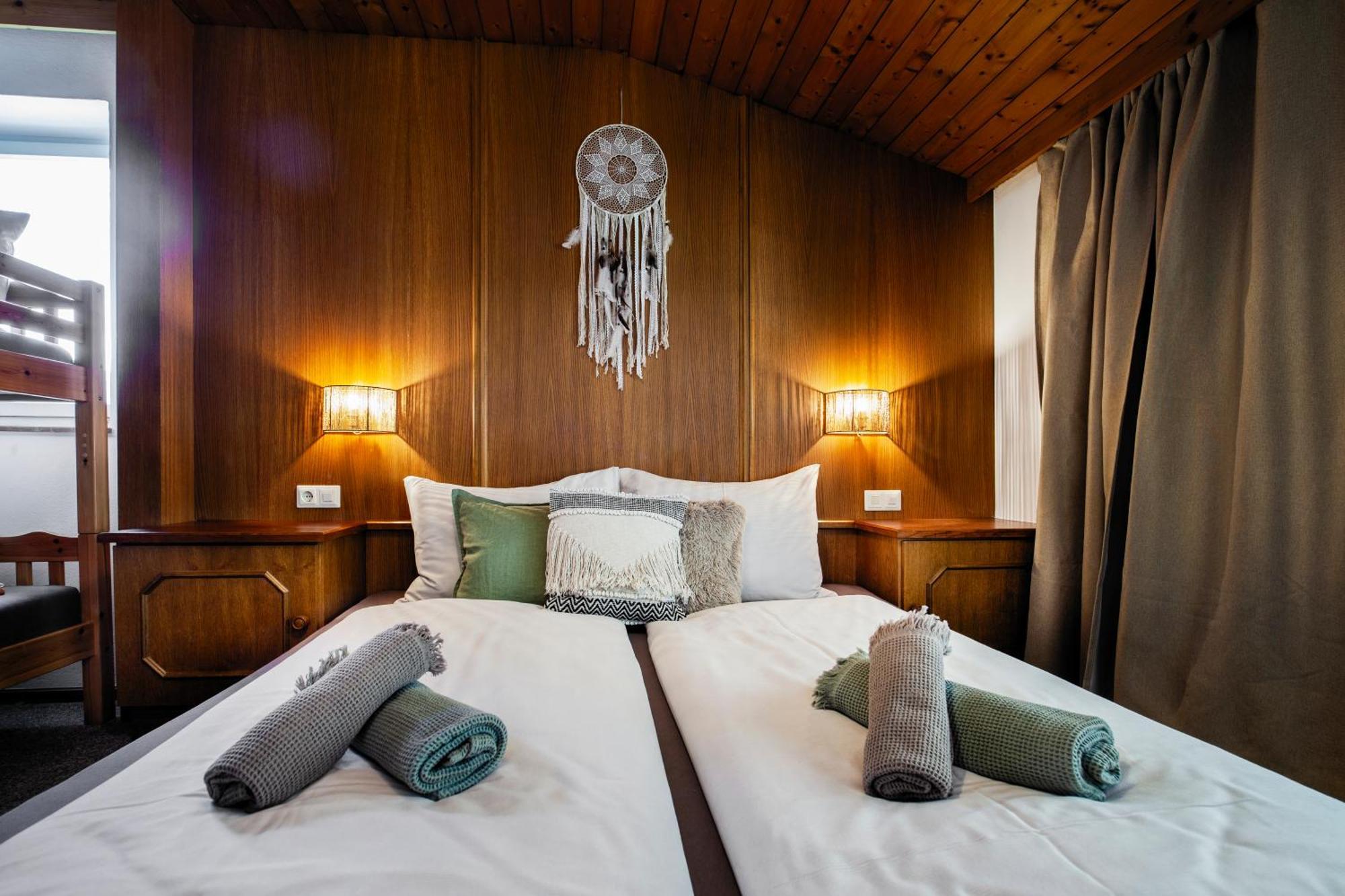 Pinetree Lodge Mayrhofen Exterior photo