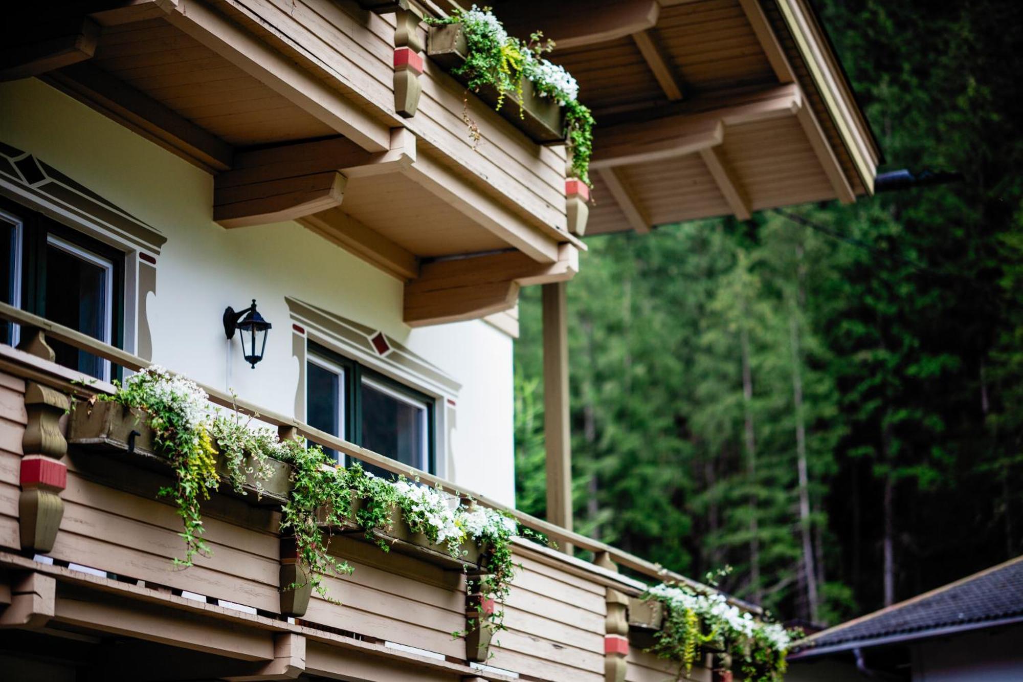 Pinetree Lodge Mayrhofen Exterior photo