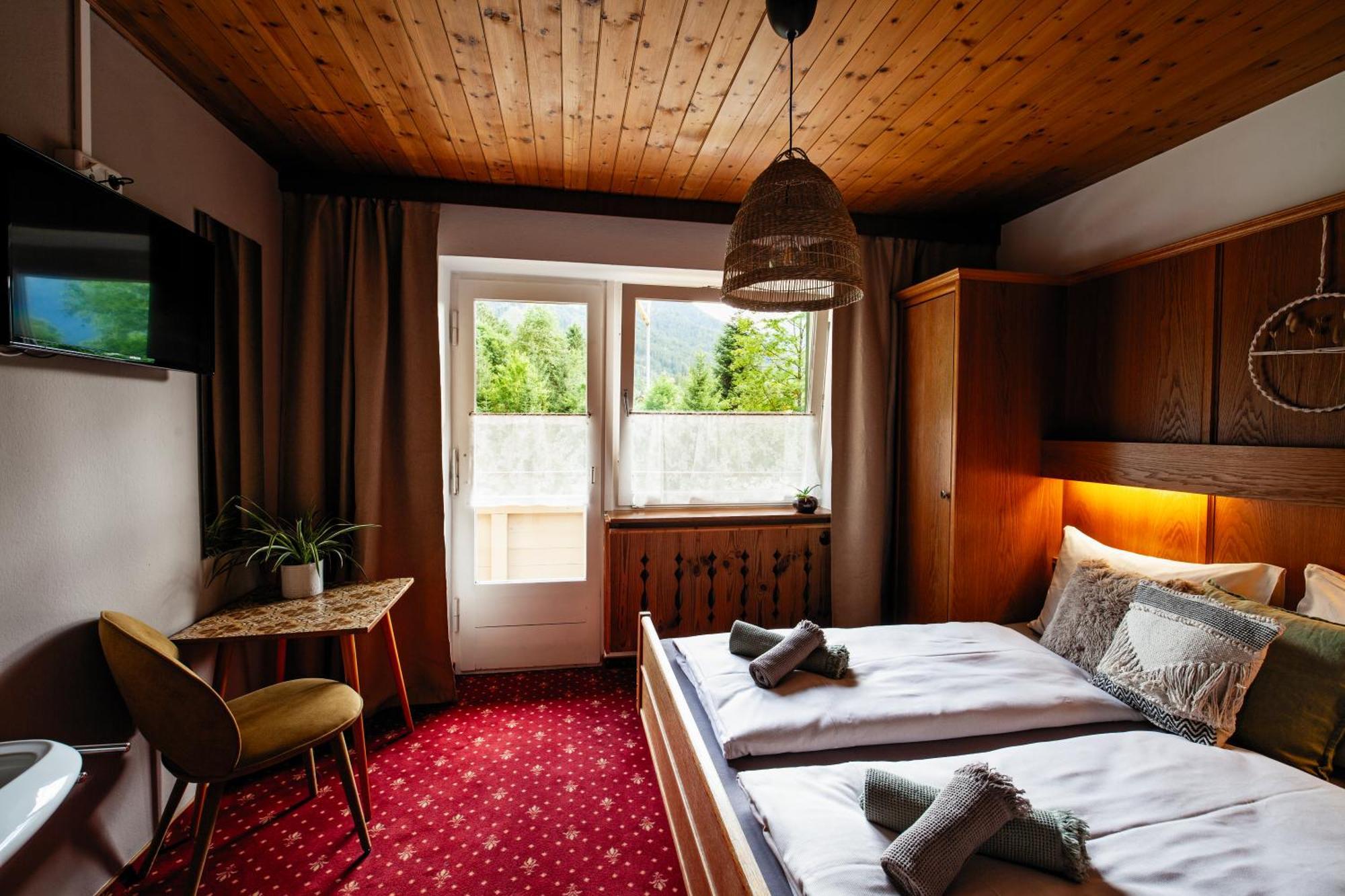 Pinetree Lodge Mayrhofen Exterior photo